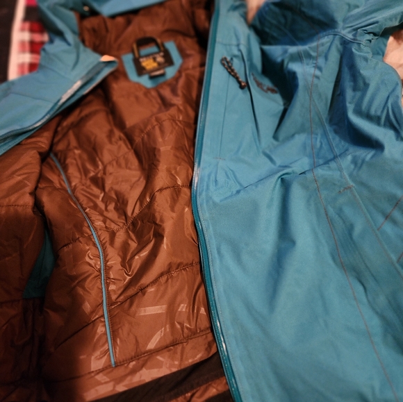 Mountain hardware jacket - Picture 2 of 3